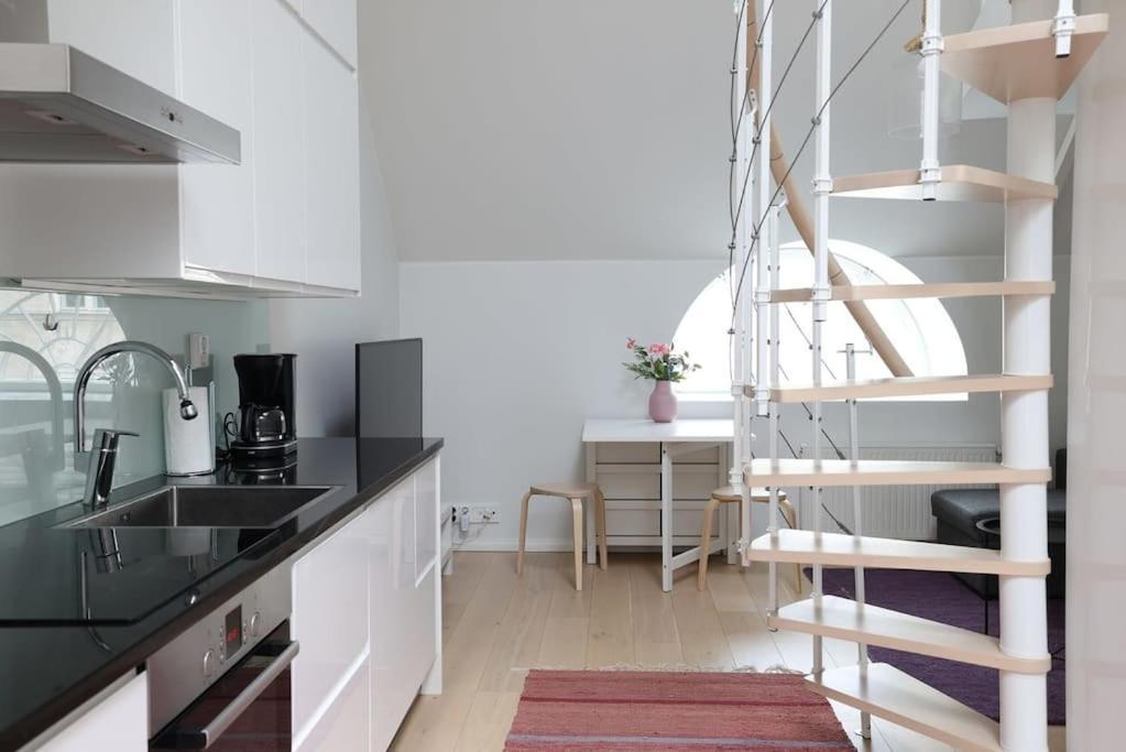 Poista 2Ndhomes Unique 35M2 Studio Penthouse With Sauna & Balcony Helsinki Buitenkant foto