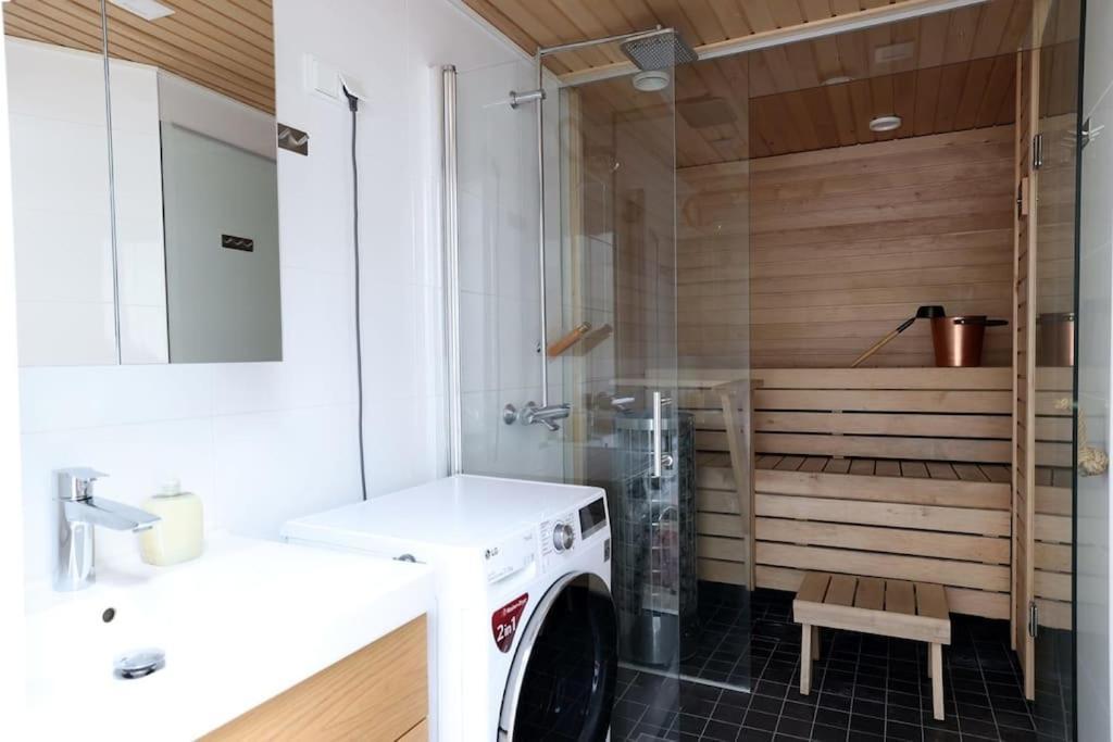 Poista 2Ndhomes Unique 35M2 Studio Penthouse With Sauna & Balcony Helsinki Buitenkant foto
